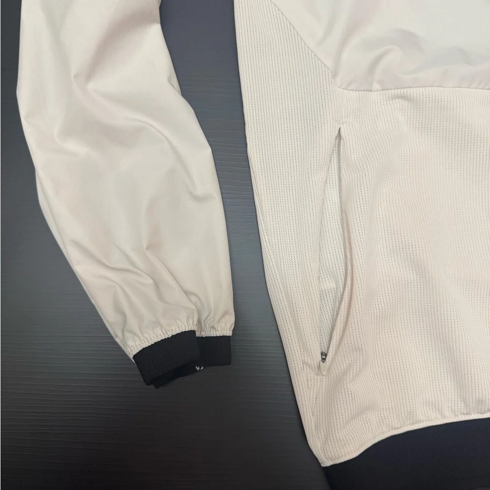 Nike Pro Men’s Cream and Black Pullover Large - Picture 5 of 9